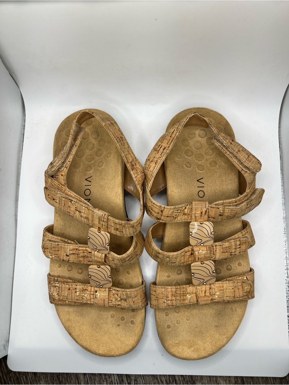 Women’s Vionic Sandals Size 7